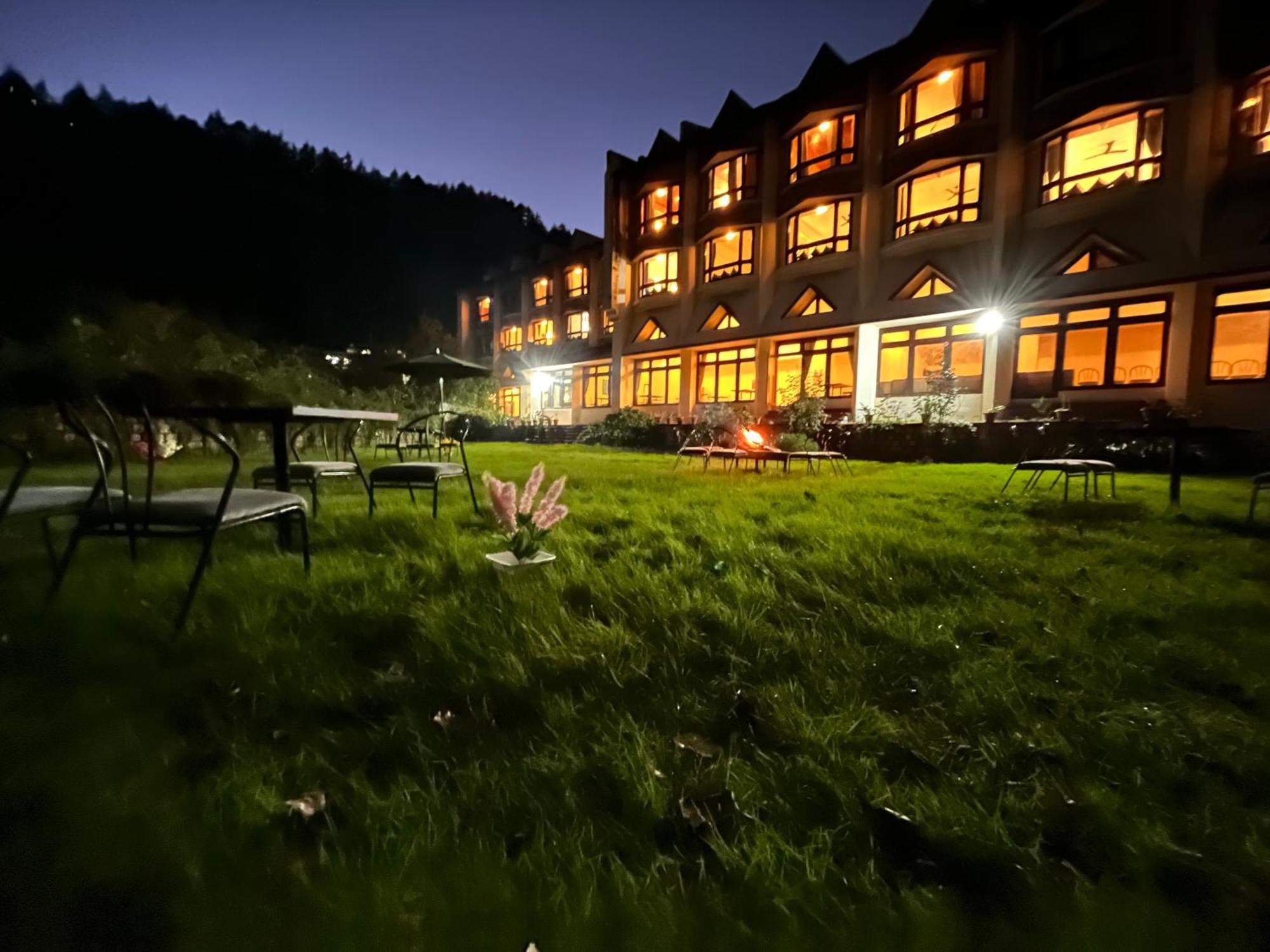 Ramayan Resort, In City Centre Manali By Ramanand Sagar Bagian luar foto